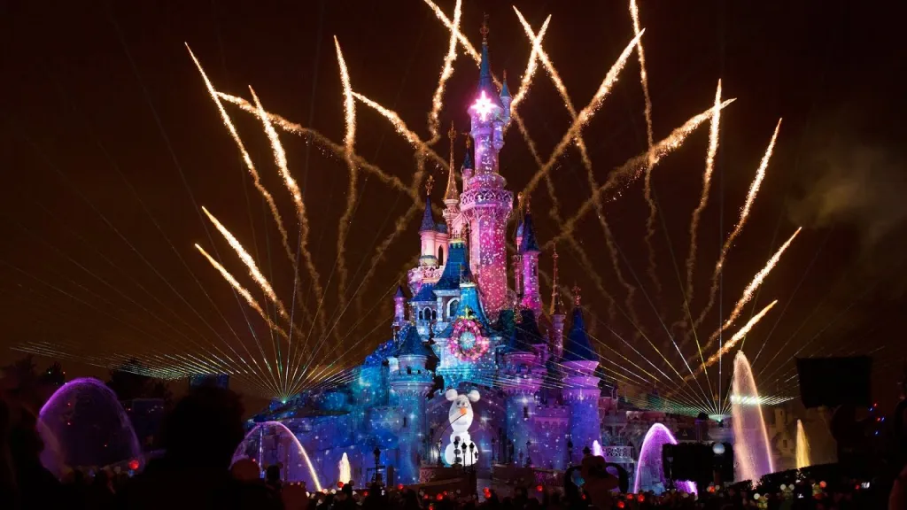 Незабываемые эмоции и восхищение Диснейленд Париж шоу Disney Dreams! of Christmas Незабываемые эмоции и восхищение