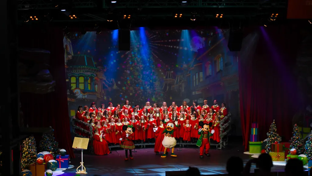 Хор и талантливые группы Диснейленд Париж шоу lets sing Christmas Хор и талантливые группы