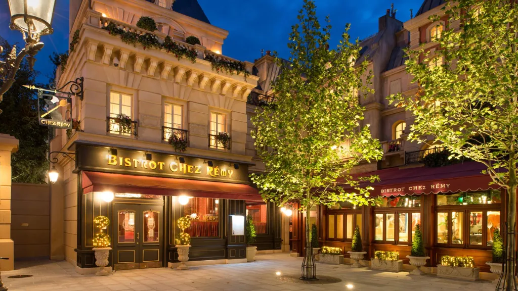 Экстерьер ресторана Bistrot Chez Rémy Диснейленд Париж Экстерьер ресторана Bistrot Chez Rémy