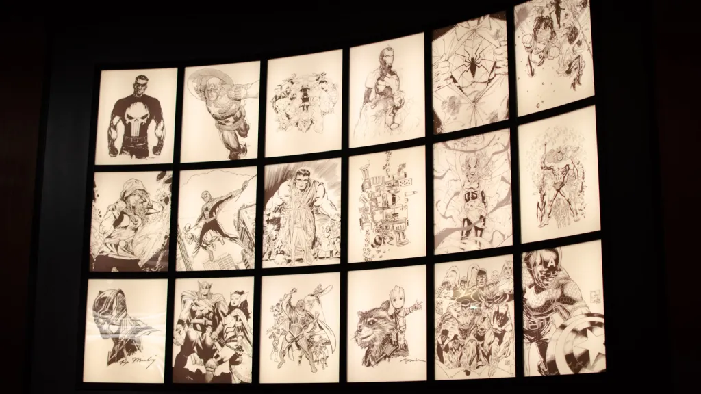 Фреска с героями Marvel Диснейленд Париж Фреска с героями Marvel