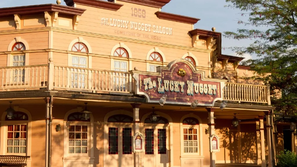 Диснейленд Париж Вход в ресторан The Lucky Nugget Saloon
