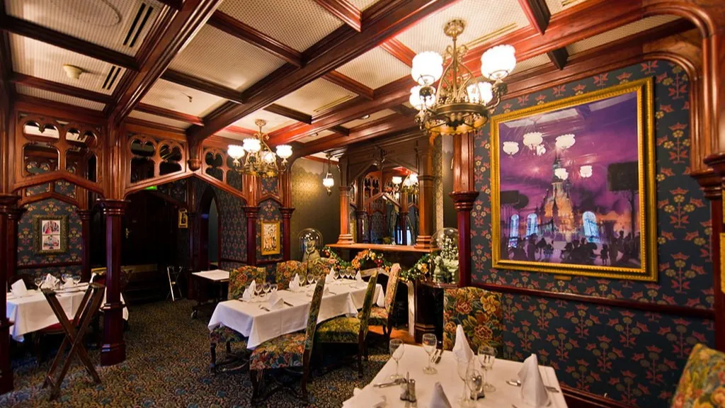 Диснейленд Париж Интерьер Walt’s – an American restaurant