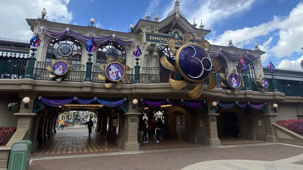 Disneyland Railroad, станция Main Street Диснейленд Париж Disneyland Railroad, станция Main Street