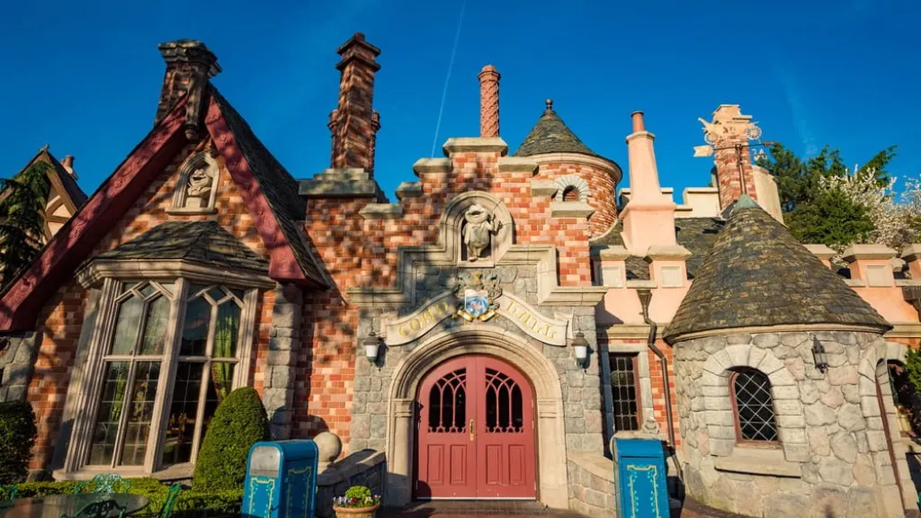 Вход в Toad Hall Restaurant Диснейленд Париж Вход в Toad Hall Restaurant