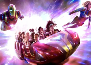 Диснейленд Париж аттракцион  Avengers Assemble: Flight Force
