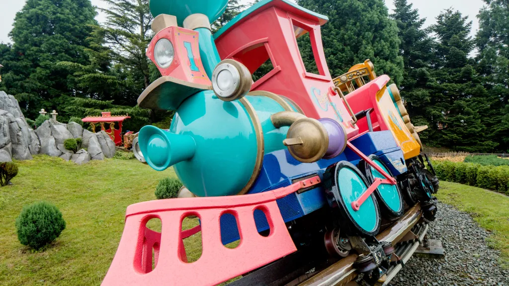 Кабина машиниста Диснейленд Париж Casey Jr. – Le Petit Train Du Cirque Кабина машиниста