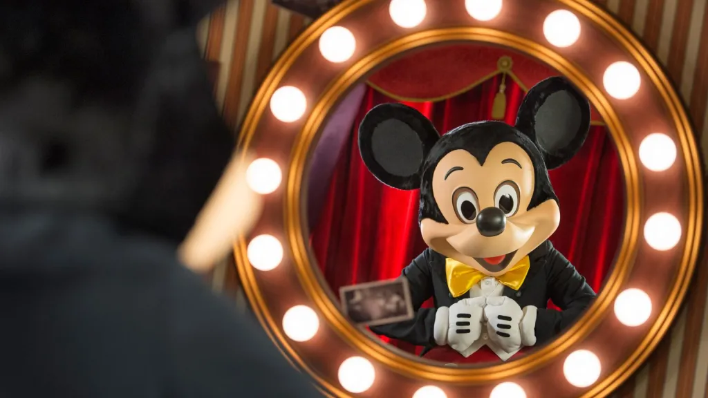 VIP гид в Meet Mickey Mouse Диснейленд Париж VIP гид в Meet Mickey Mouse
