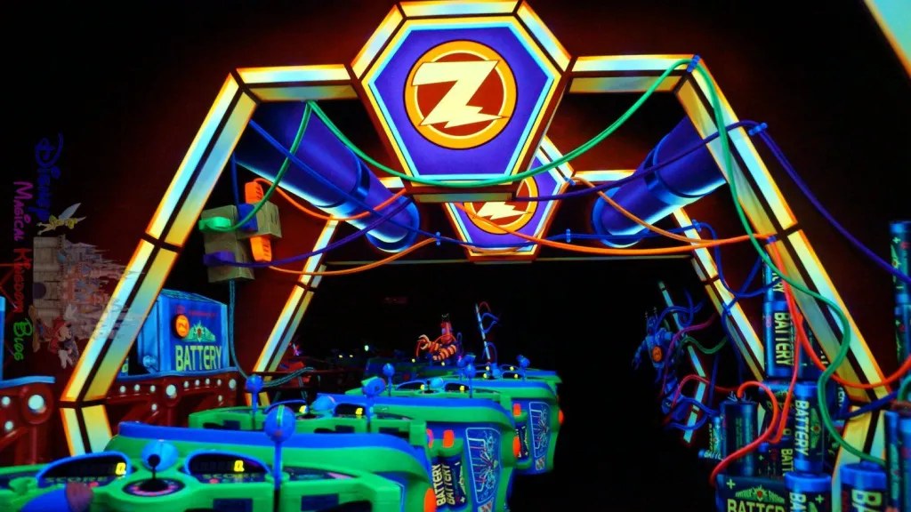 Подготовка к отбытию на задание Диснейленд Париж Аттракцион Buzz Lightyear Laser Blast Подготовка к отбытию на задание