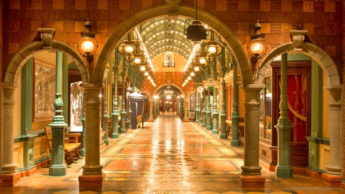 Диснейленд Париж аттракцион Discovery Arcade