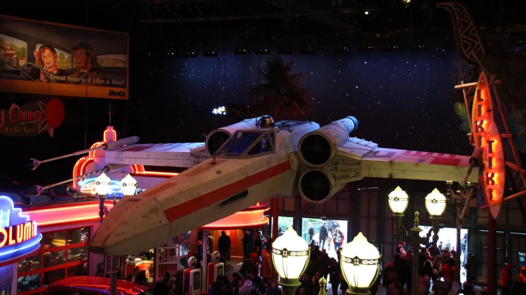 VIP гид в Disney Studio 1 Диснейленд Париж Аттракцион Disney Studio 1 VIP гид в Disney Studio 1