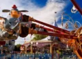 Диснейленд Париж аттракцион Dumbo The Flying Elephant