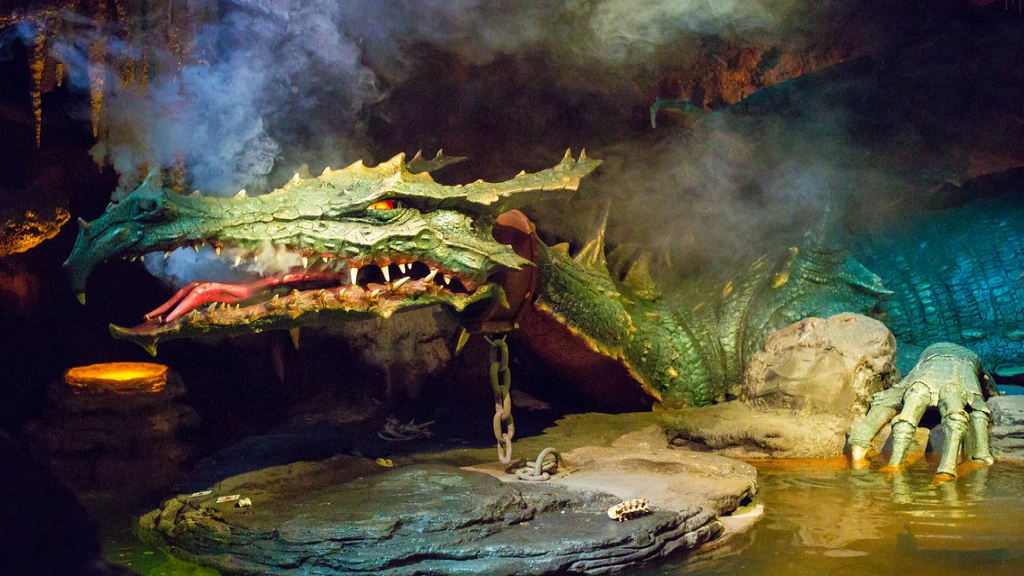 Спецэффекты драконьей пещеры Диснейленд Париж La Tanière du Dragon Спецэффекты драконьей пещеры