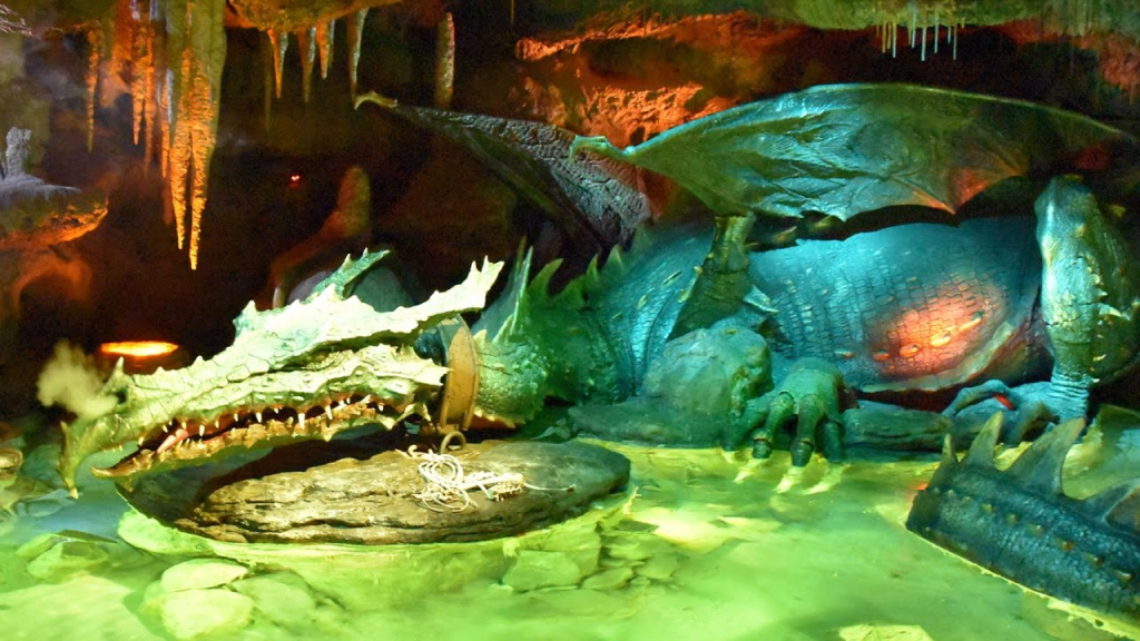 VIP гид в логове дракона Диснейленд Париж La Tanière du Dragon VIP гид в логове дракона