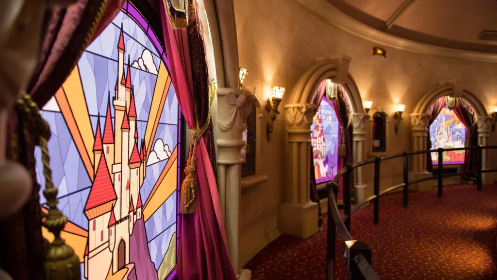 Интерьер Павильона Принцесс Диснейленд Париж Princess Pavilion Интерьер Павильона Принцесс
