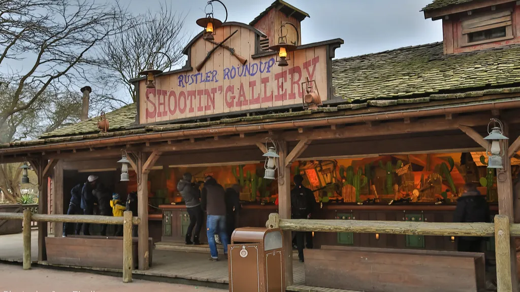 VIP гид на Rustler Roundup Shootin’ Gallery Диснейленд Париж VIP гид на Rustler Roundup Shootin’ Gallery