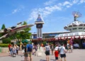 Диснейленд Париж аттракцион Star Tours: The Adventures Continue