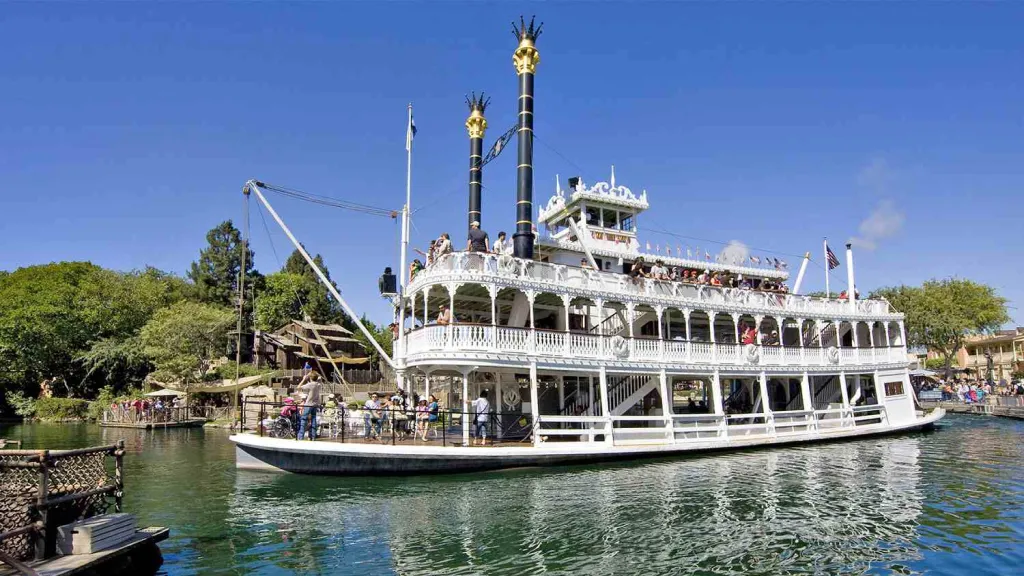 Корабль Mark Twain (Марк Твен) вид сбоку Диснейленд Париж Thunder Mesa Riverboat Landing Корабль Mark Twain (Марк Твен) вид сбоку