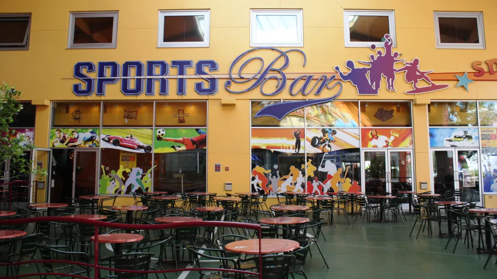 VIP бронирование в Sports Bar Диснейленд Париж VIP бронирование в Sports Bar