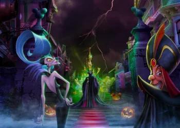 Диснейленд Париж Хэллоуинские вечеринки Диснея • Disney Halloween Parties в Диснейленд Париж • Вечеринка Halloween в парижском Диснейленде.