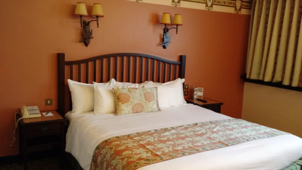 Комфортный номер Disney Sequoia Lodge Диснейленд Париж Комфортный номер Disney Sequoia Lodge