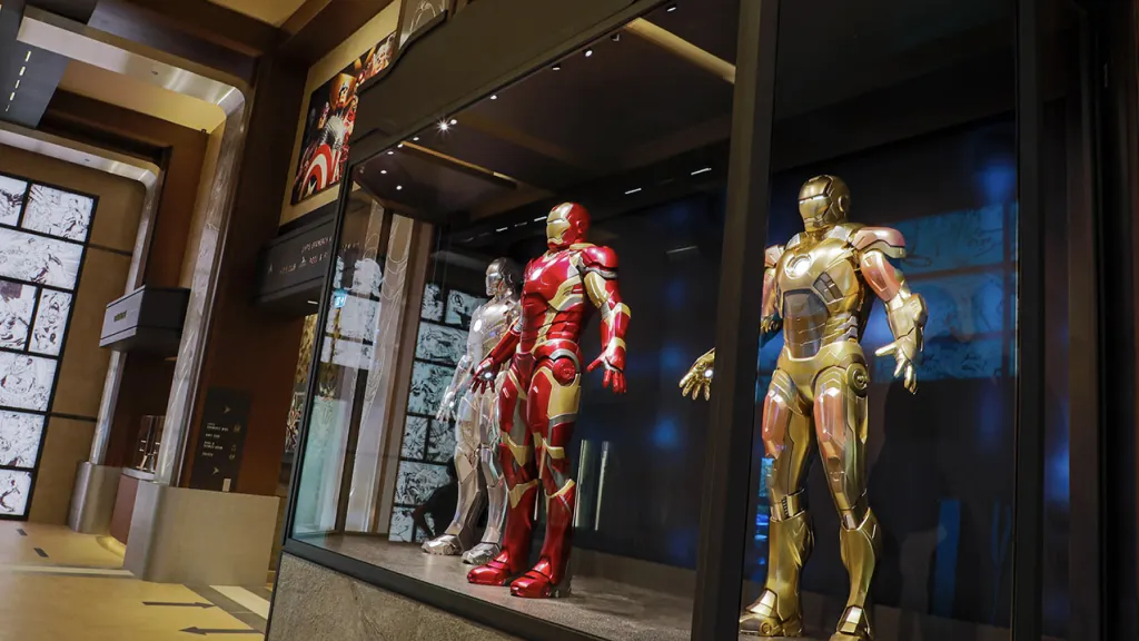 Диснейленд Париж Эксклюзивный доступ с The Art of Marvel