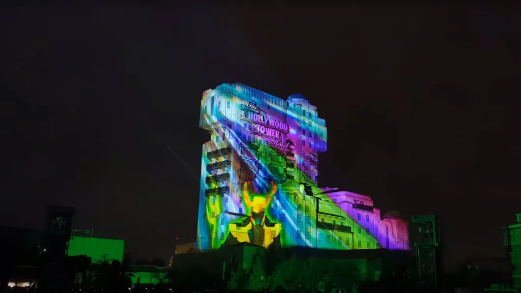 Локи Диснейленд Париж Avengers: Power the Night Локи
