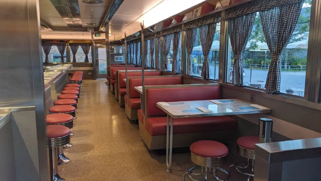 Кафе Super Diner Диснейленд Париж Кафе Super Diner