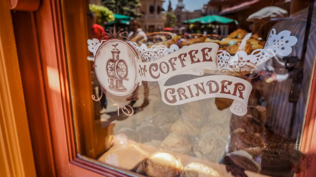 Диснейленд Париж Кафе The Coffee Grinder