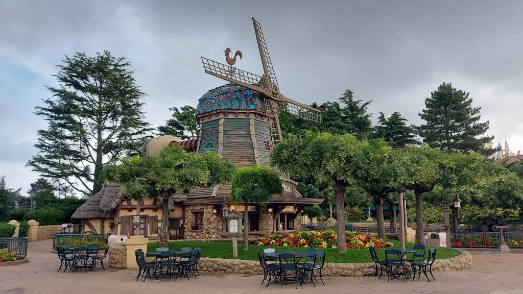 Диснейленд Париж Закусочная The Old Mill