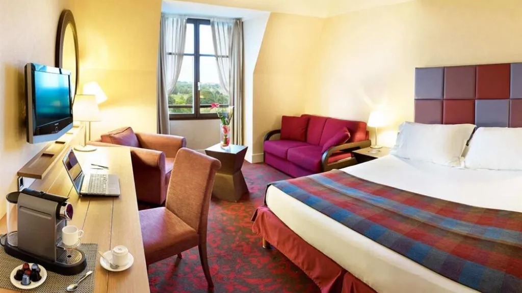 Диснейленд Париж Смежный номер Radisson Blu
