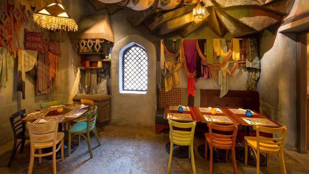 VIP бронирование в ресторане Agrabah Café Диснейленд Париж VIP бронирование в ресторане Agrabah Café