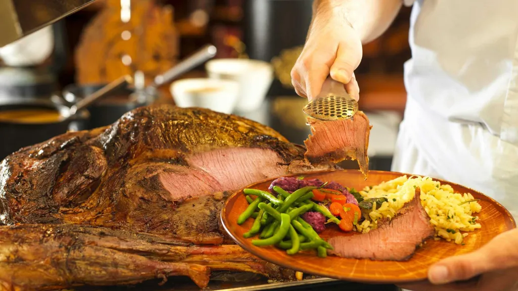 Диснейленд Париж Мясные блюда в ресторане Hunter’s Grill