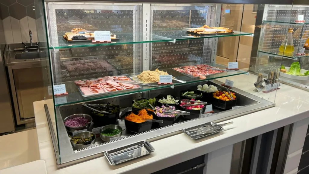 Шведский стол PYM Kitchen Диснейленд Париж Шведский стол PYM Kitchen