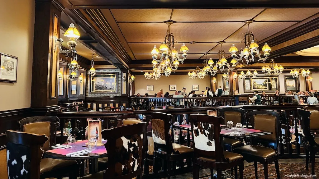 Диснейленд Париж Ресторан Silver Spur Steakhouse