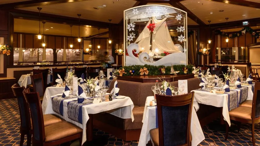 Диснейленд Париж Ресторан Yacht Club