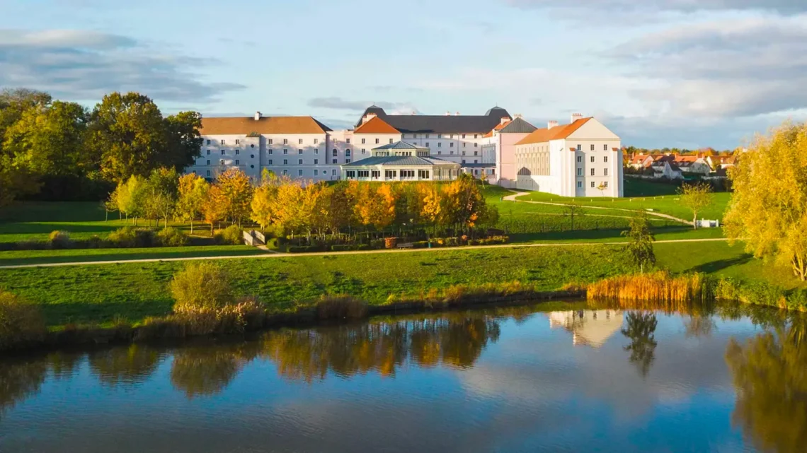 Диснейленд Париж отель B&B Hotel • Отель Дисней B&B Hotel в Диснейленд Париж • Отель Дисней B&B Hotel в парижском Диснейленде.