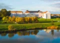 Диснейленд Париж отель B&B Hotel • Отель Дисней B&B Hotel в Диснейленд Париж • Отель Дисней B&B Hotel в парижском Диснейленде.