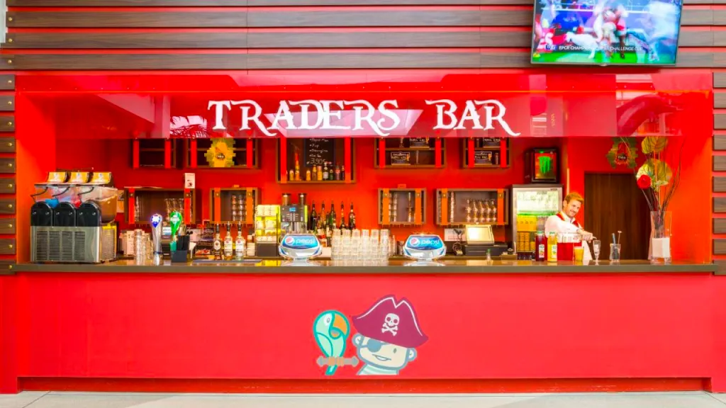 Диснейленд Париж Интерьер бара Trader's Bar