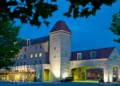 Диснейленд Париж отель Explorers Fabulous Hotels Group • Отель Explorers Fabulous Hotels Group в Диснейленд Париж • Дисней Explorers Fabulous Hotels Group.