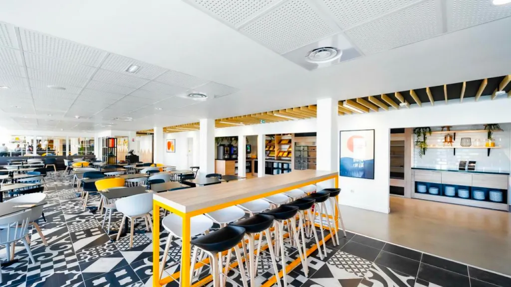 Диснейленд Париж Интерьер ресторана Staycafe