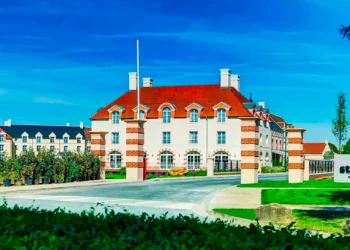 Диснейленд Париж отель Staycity Aparthotels Paris