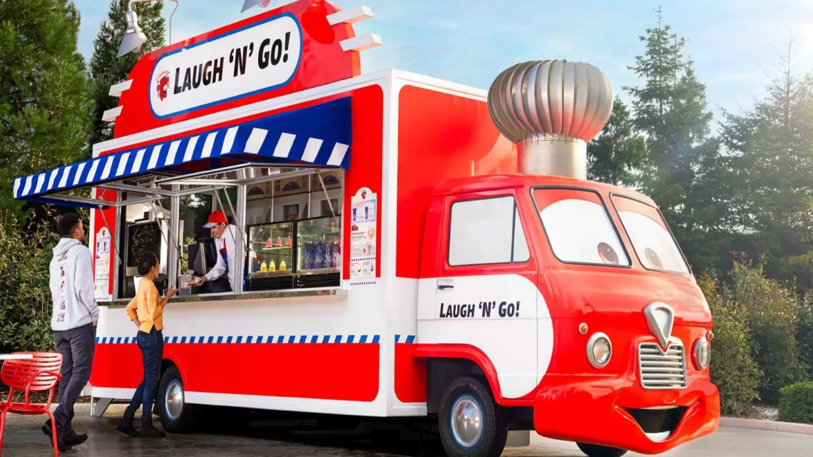 Диснейленд Париж Laugh’N' Go! • Food Truck Смеяться и идти! в Диснейленд Париж • Фудтрак Laugh’N' Go! в парижском Диснейленде.