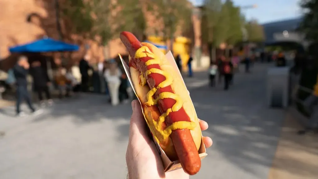 Диснейленд Париж Супергеройское меню FAN-tastic Food Truck