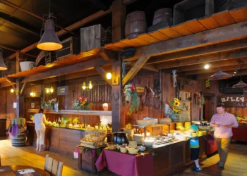 Диснейленд Париж Billy Bob’s Country Western Saloon • Западный кантри-салун Билли Боба в Диснейленд Париж • Billy Bob’s в парижском Диснеи.