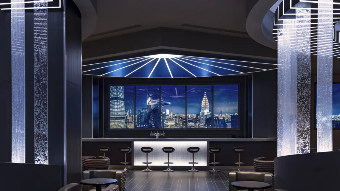 Диснейленд Париж Skyline Bar • Бар Скайлайн Бар в Диснейленд Париж • Бар Skyline Bar в парижском Диснейленде.