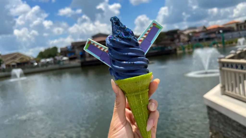 Мороженное в Speciality Ice Cream Диснейленд Париж Мороженное в Speciality Ice Cream