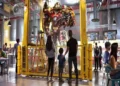 Диснейленд Париж Stark Factory • Кафе-ресторан Фабрика Старка в Диснейленд Париж • Ресторан Stark Factory в парижском Диснейленде.