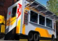 Диснейленд Париж WEB Food Truck • Фудтрак WEB Food Truck в Диснейленд Париж • Закусочная WEB Food Truck в парижском Диснейленде.
