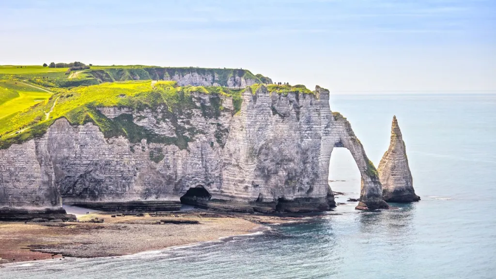 Étretat (Этрета), Нормандия Туры в Париже Étretat (Этрета), Нормандия