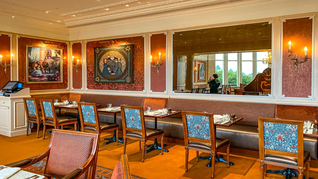 Интерьер ресторана Royal Banquet Интерьер ресторана Royal Banquet